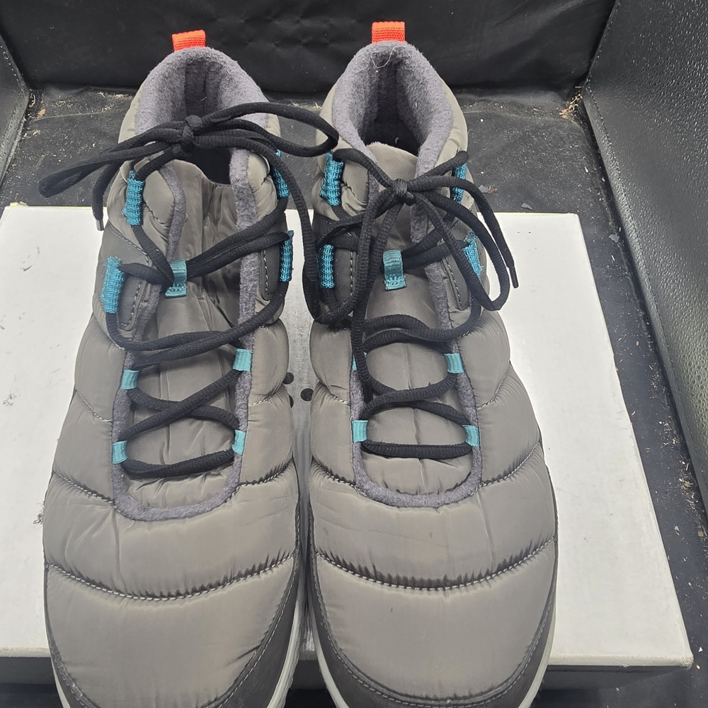 Chaco‎ Gray and Blue Quilted Shoes